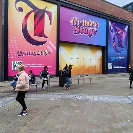 Stunning One B/r - Centre *